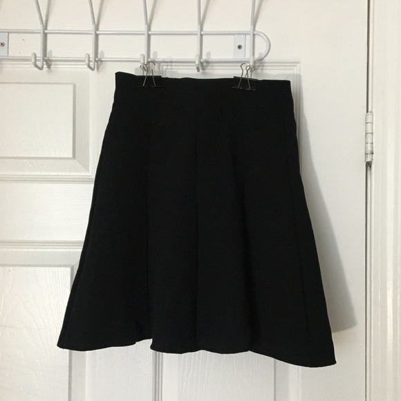 2/$10 A-line skirt - Picture 1 of 4
